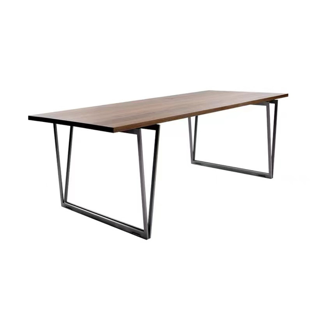 Mesa en forma de V de hierro macizo